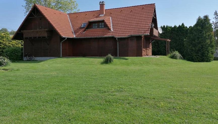 Almos Apartman Balatonfenyves Eksteriør billede